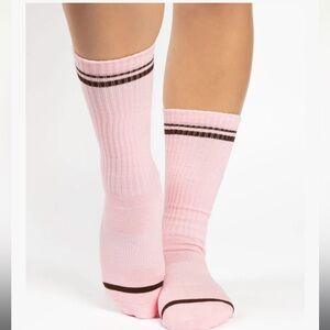 Pointe studio varsity crew grip sock in pink with brown stripe